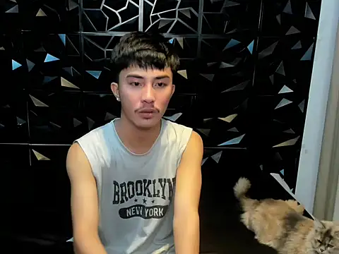 Snapshot of roberthugecock chatting on 23, 4, 2026 roberthugecock online show from 23, 4, 2026
