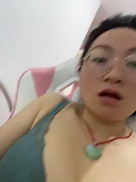 Snapshot of H-202604 chatting on 22, 5, 2026 H-202604 online show from 22, 5, 2026