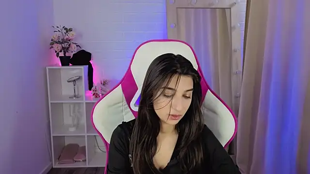 JasminAvily online show from 19, 4, 2026