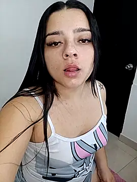 Sussy Star online show from 18, 4, 2026