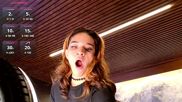 Snapshot of Miaa_cooper chatting on 17, 6, 2026 Miaa cooper online show from 17, 6, 2026