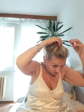 Blond lady czech online show from 14, 7, 2026