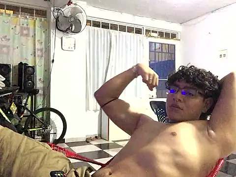 Snapshot of xhecho_uzumaki chatting on 23, 6, 2026 xhecho uzumaki online show from 23, 6, 2026