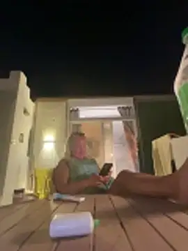 parisheliton online show from 18, 4, 2026