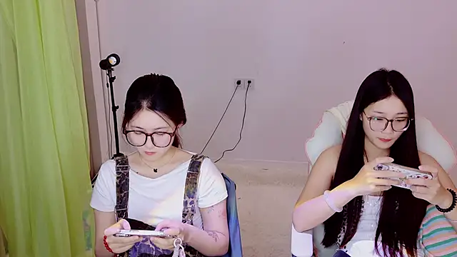 Xiongchumo1120 online show from 27, 5, 2026