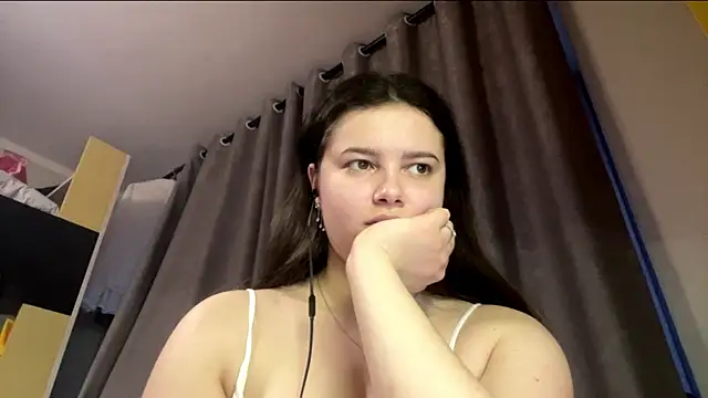 LonnaVandal online show from 15, 4, 2026