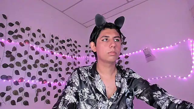 Snapshot of Ericahot3 chatting on 11, 4, 2026 Ericahot3 online show from 11, 4, 2026