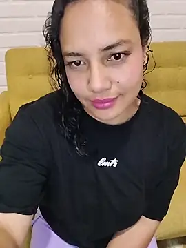 Pricila45 online show from 17, 4, 2026