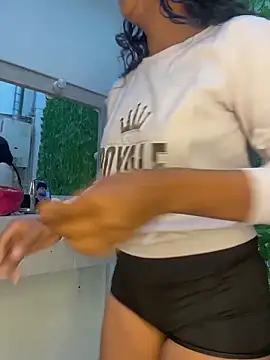 MELIZ QUEEN online show from 28, 5, 2026