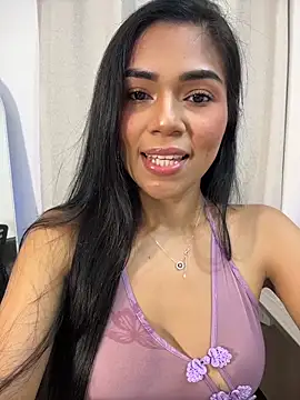 Snapshot of MauraGrayy chatting on 21, 5, 2026 MauraGrayy online show from 21, 5, 2026