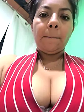 Tamaraxxx hot online show from 23, 4, 2026