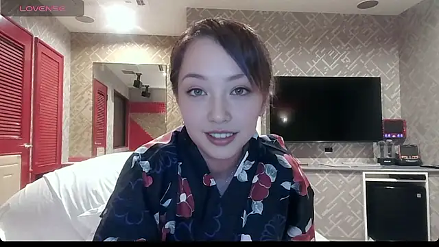 Snapshot of Yuu_jpn chatting on 12, 7, 2026 Yuu jpn online show from 12, 7, 2026