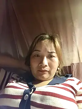 Snapshot of -Hanchu- chatting on 12, 4, 2026 -Hanchu- online show from 12, 4, 2026