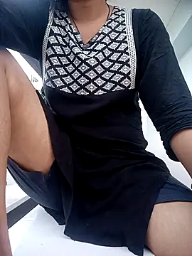 Snapshot of Miss_Divyaa chatting on 28, 5, 2026 Miss Divyaa online show from 28, 5, 2026
