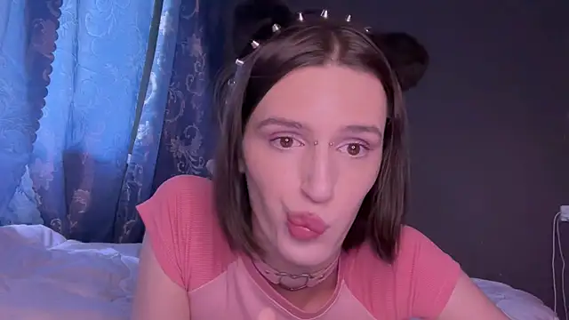 Snapshot of Niky_Long chatting on 4, 6, 2026 Niky Long online show from 4, 6, 2026