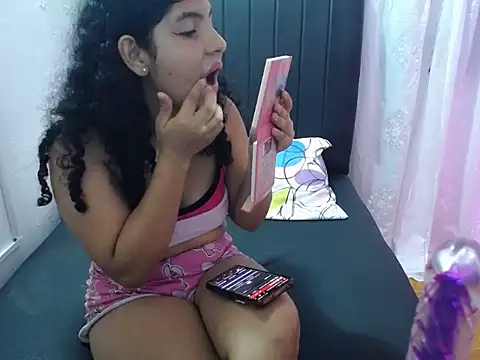 daira2006 online show from 18, 4, 2026