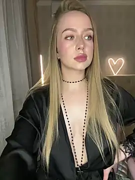 Snapshot of AlisaPearl chatting on 4, 7, 2026 AlisaPearl online show from 4, 7, 2026