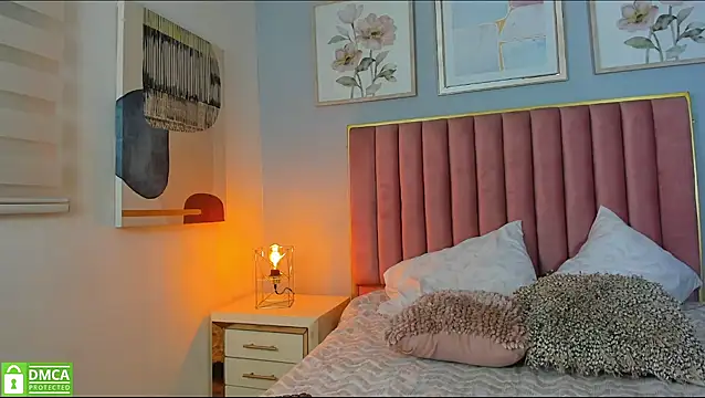 butterflydoll  online show from 25, 5, 2026