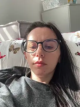 olivia vi online show from 22, 4, 2026