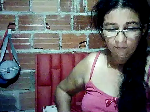 lola teem online show from 16, 4, 2026