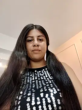 OLIVIA GARCIA   online show from 16, 4, 2026