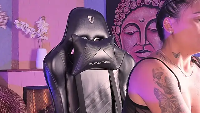 MILATEMPTRESS online show from 20, 4, 2026