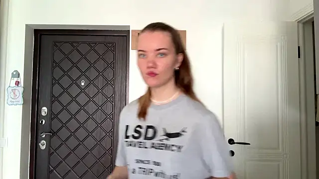 Snapshot of doana_bebriti chatting on 26, 6, 2026 doana bebriti online show from 26, 6, 2026