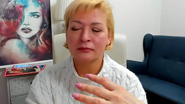 Snapshot of luna_xfantasy chatting on 14, 4, 2026 luna xfantasy online show from 14, 4, 2026