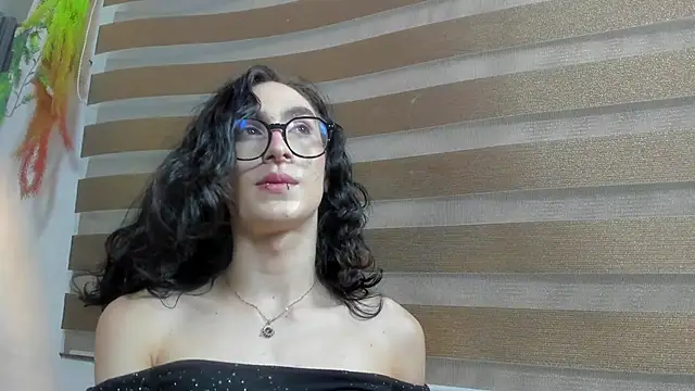 Snapshot of Shammy_rosse chatting on 22, 6, 2026 Shammy rosse online show from 22, 6, 2026