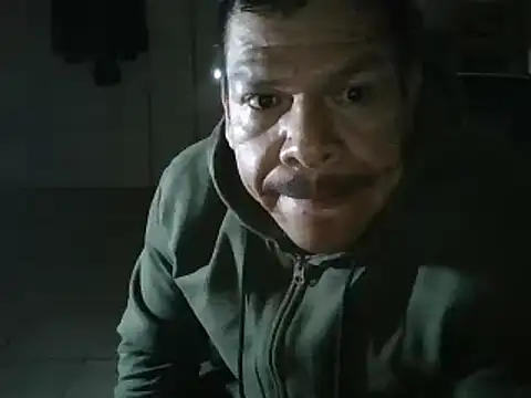 Snapshot of Oskr2024XXX chatting on 1, 2, 2025 Oskr2024XXX online show from 1, 2, 2025