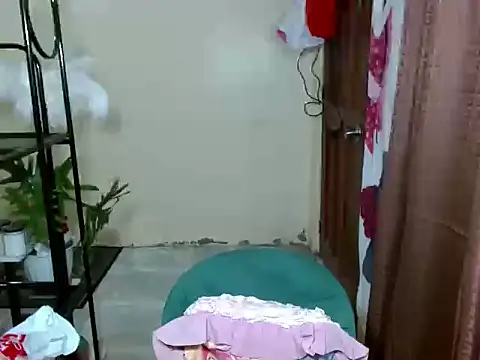 Snapshot of sweetriccum chatting on 15, 4, 2026 sweetriccum online show from 15, 4, 2026