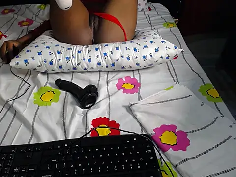 Molly1333 online show from 15, 4, 2026