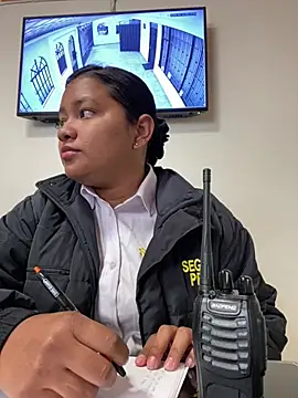 VANNESA SECURITY online show from 14, 4, 2026