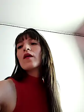 tina sussy online show from 23, 4, 2026