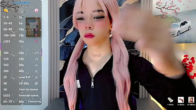 Snapshot of moon_sweet- chatting on 22, 4, 2026 moon sweet- online show from 22, 4, 2026