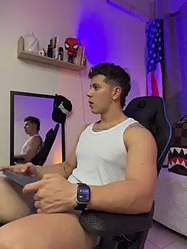 ASHTON HILS online show from 27, 7, 2026