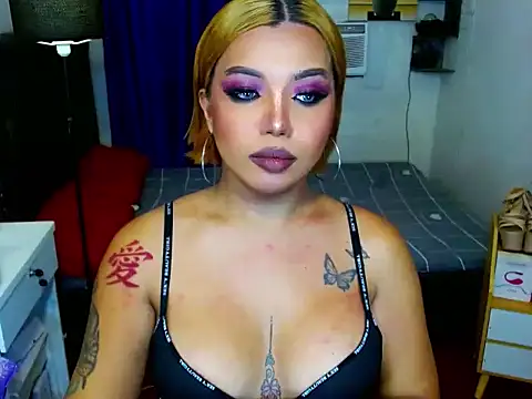 LovelyVictoriaTs online show from 15, 4, 2026