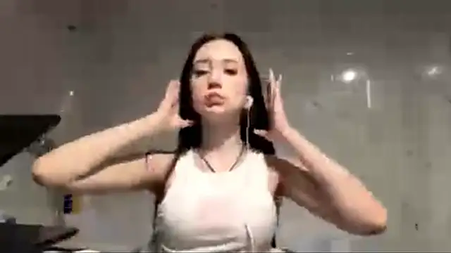 katethecutest online show from 17, 4, 2026