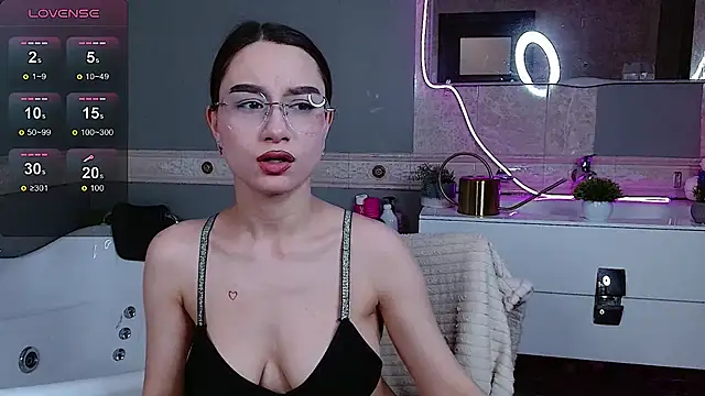 AndreaJohnsons online show from 15, 5, 2026