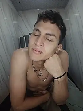 Snapshot of Axel_Romanov chatting on 28, 7, 2026 Axel Romanov online show from 28, 7, 2026