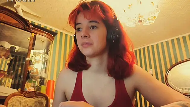 amberrrdolll  online show from 8, 5, 2026