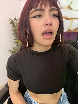 Snapshot of kira_ec chatting on 14, 7, 2026 kira ec online show from 14, 7, 2026