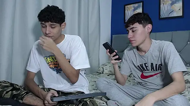 Snapshot of Thiago_And_Gael chatting on 19, 6, 2026 Thiago And Gael online show from 19, 6, 2026