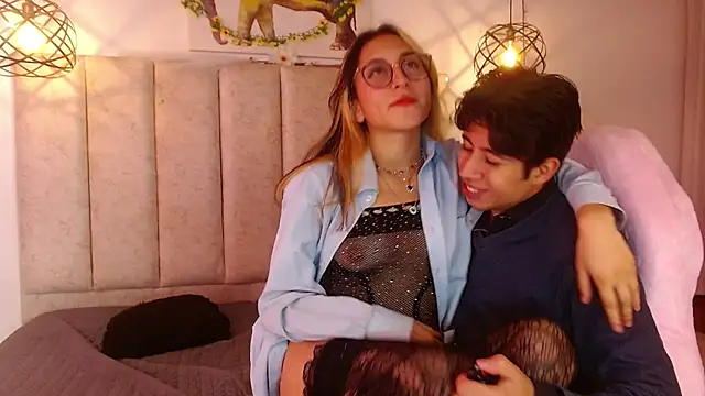 mrandmrsvixencs online show from 22, 5, 2026