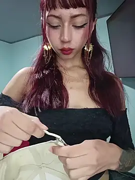 DollVortex online show from 17, 4, 2026