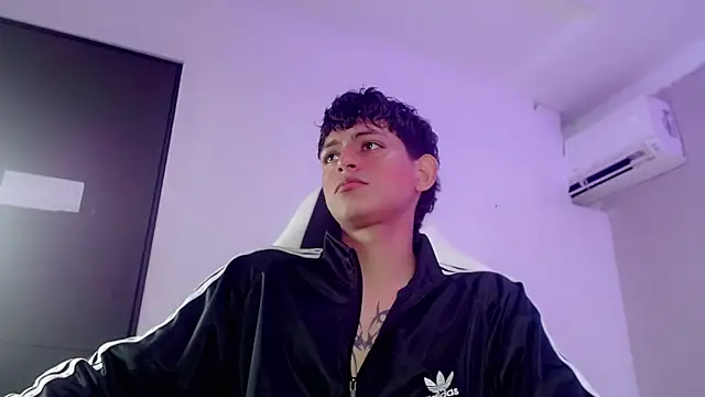 Yosepp cum online show from 19, 4, 2026