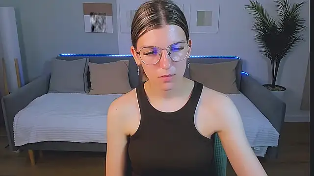 AnnaThorne online show from 25, 5, 2026