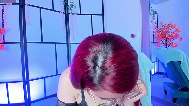 Snapshot of zara_rouxx_ chatting on 11, 5, 2026 zara rouxx online show from 11, 5, 2026