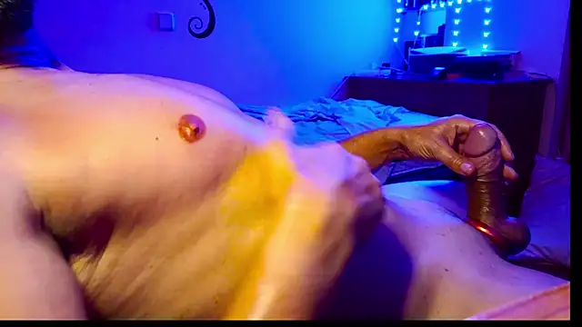Snapshot of wankdick chatting on 3, 7, 2026 wankdick online show from 3, 7, 2026