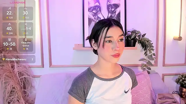 Nanami  online show from 13, 5, 2026